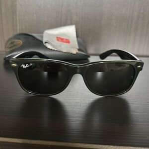 Ray-Ban New Wayfarer Polarized Sunglasses in Black